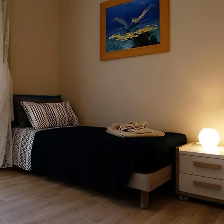 Ampio Con Giardino E Box Apartament *